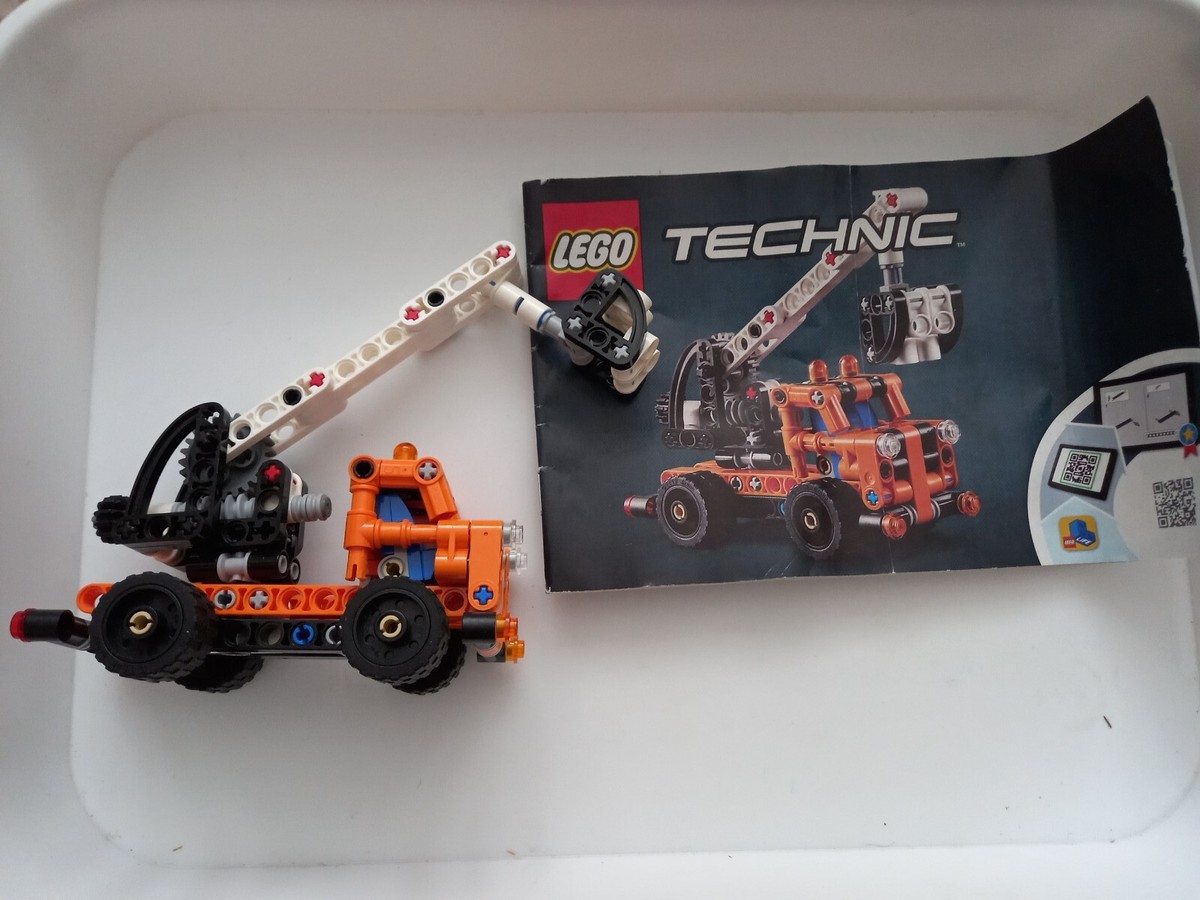 Tow Truck 42088 Cherry Picker LEGO TECHNIC In 1: Cherry Picker Tow