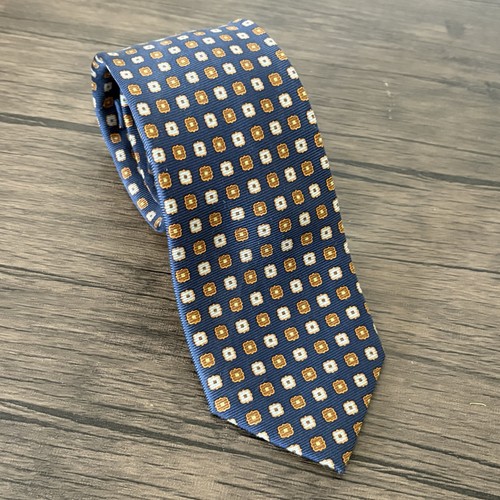 Peter Millar 100 % Seide Krawatte handgefaltet blau creme braun Quadrate 59” lang 3” breit