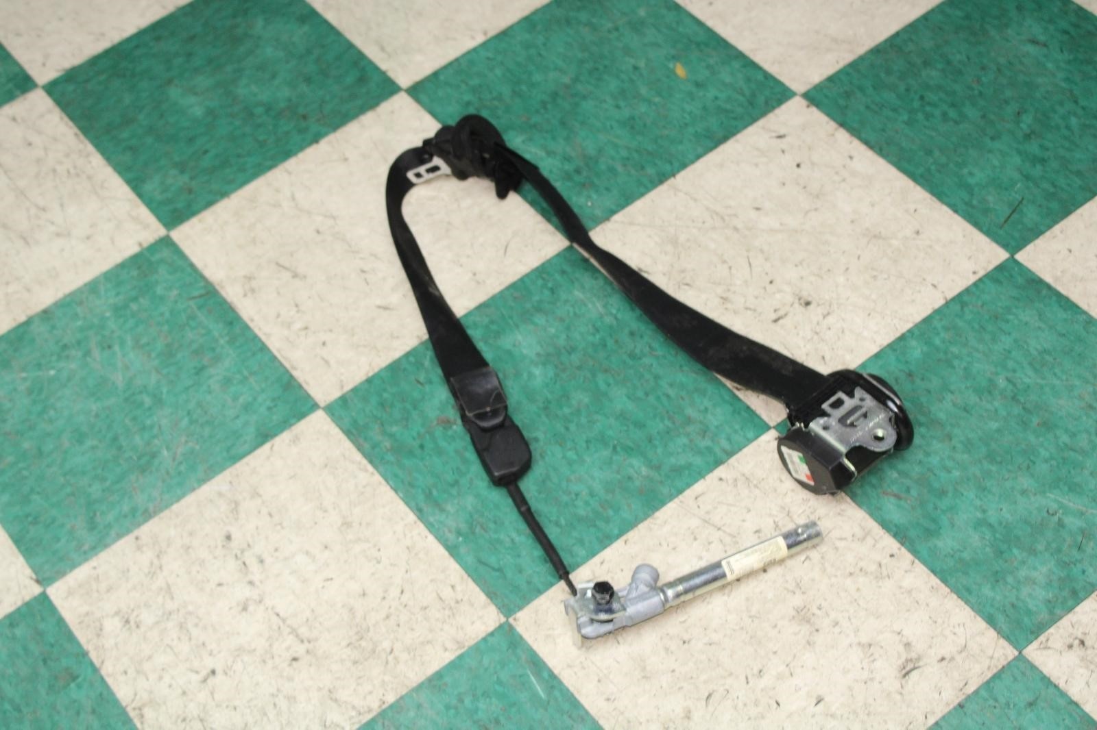 14-17 Ghibli Black Front Driver Side Left LH LF Seat Belt Restraint OEM Factory