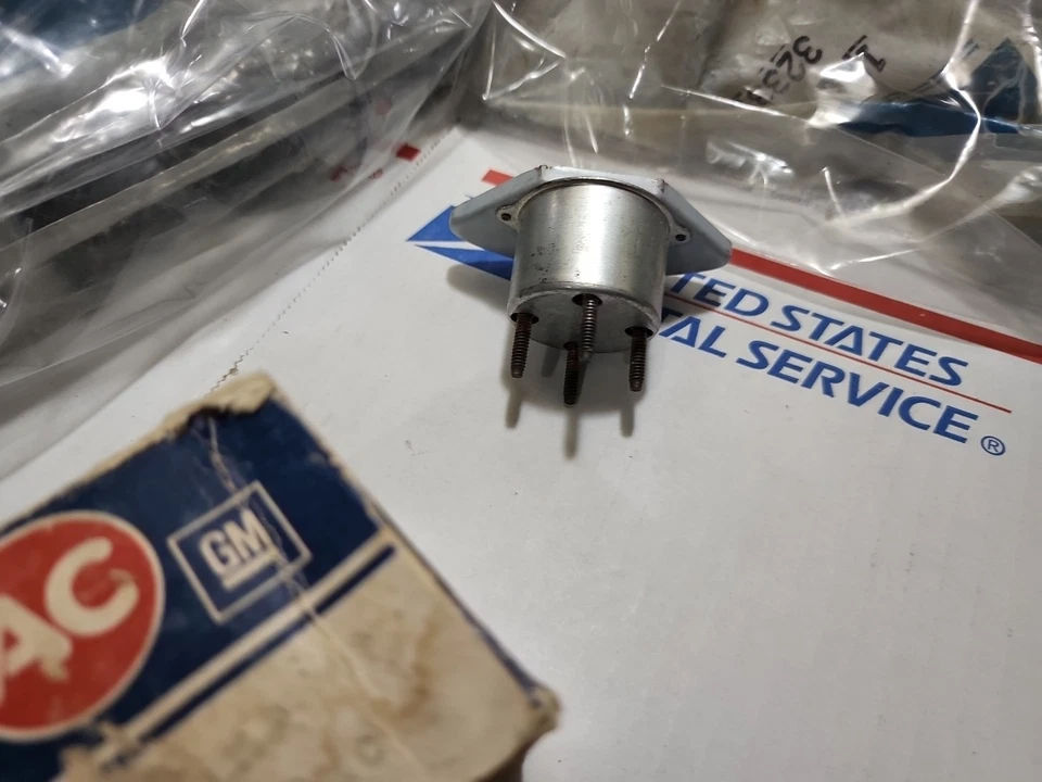 Camión de servicio mediano GMC 1967-71 medidor de temperatura del agua C50-60 6402712 GM nuevo de lote Foto 3 de 4