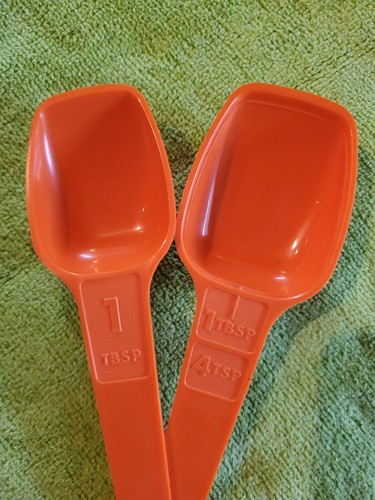 Vintage Tupperware Measuring Spoons Bright Orange 5 Piece Set, 1970's - Bild 6 von 8