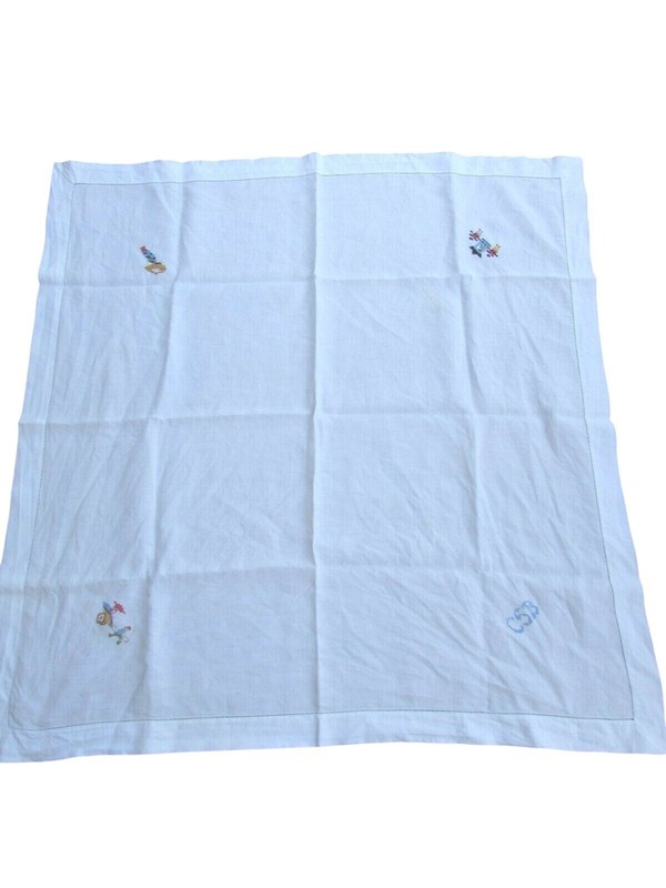 Vintage Asian Geisha Embroidered Table Cloth Card Tablecloth 46192