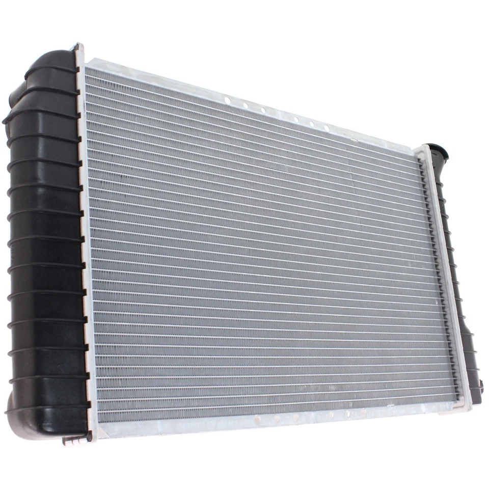 Radiator For 1982-1993 Chevrolet S10 - Image 2 of 4