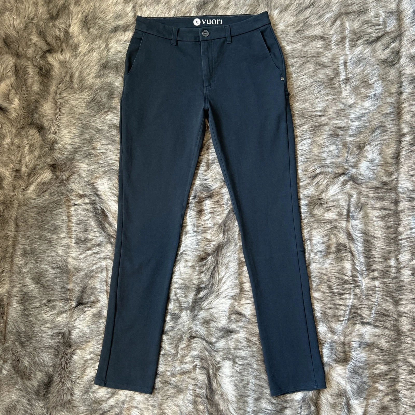 Vuori Everything Chino Pants Mens 30 x 31 Blue Stretch V420 Athletic Performance