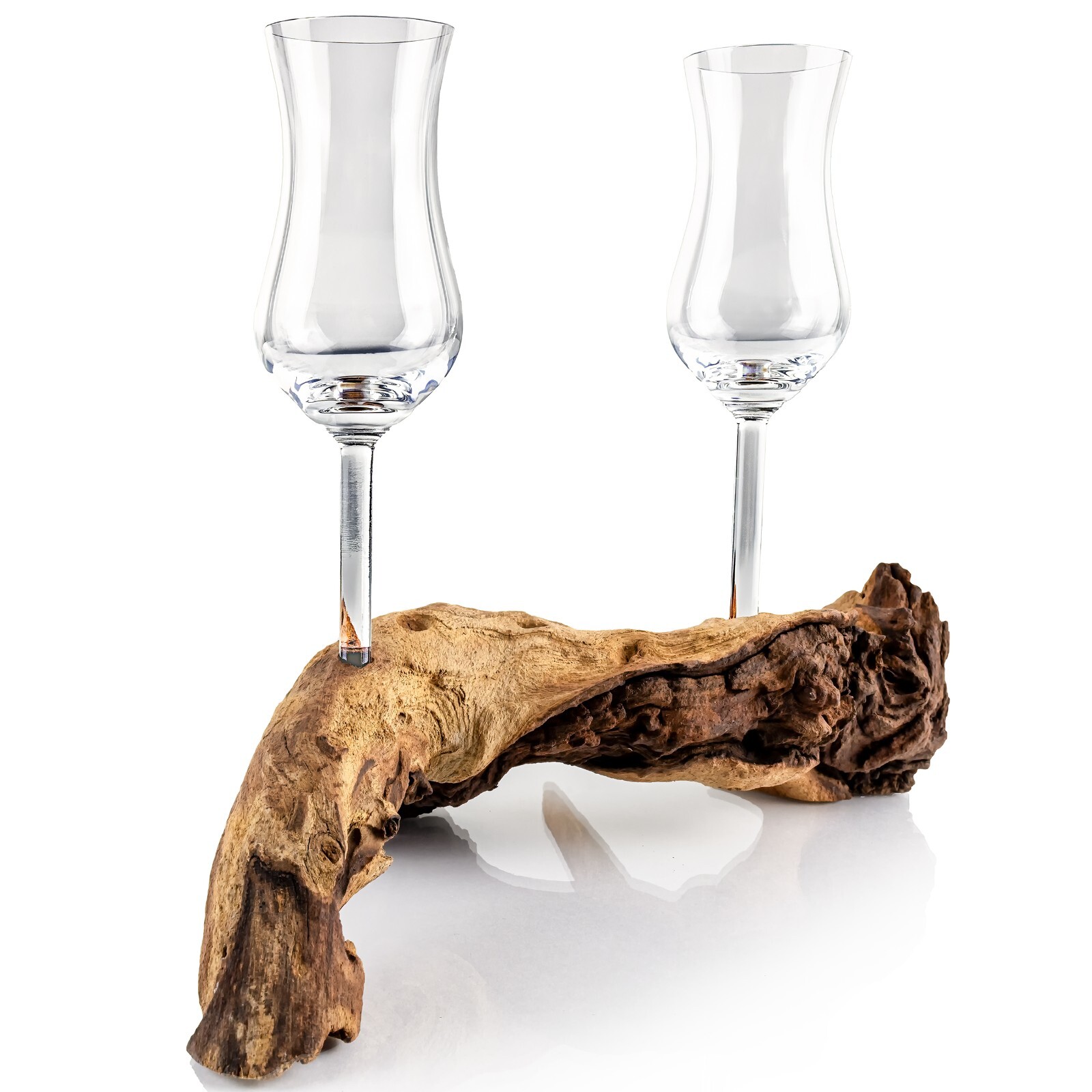 Schnapsgläser / Grappagläser edel auf einer Wurzel aus echtem Holz. UNIKAT
