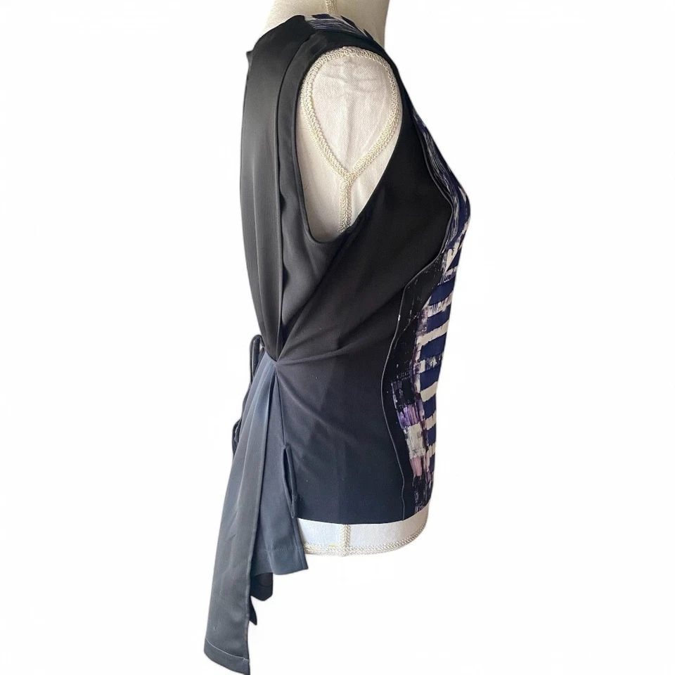 Camiseta sin mangas Kenneth Cole NY Y2K negra con paneles de amarre industrial M Foto 2 de 4