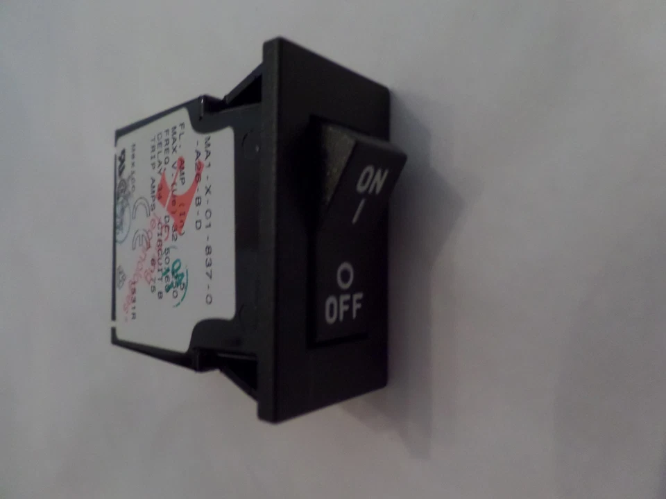 Interruptor basculante Central Boiler® pieza de repuesto #11220 E interruptor eléctrico clásico Foto 2 de 3