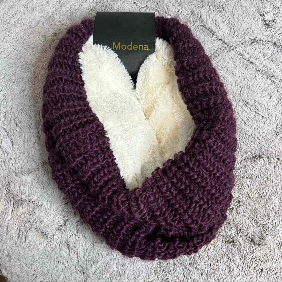 NWT Modena Plush Faux Fur and Knit Infinity Grape Oatmeal Scarf