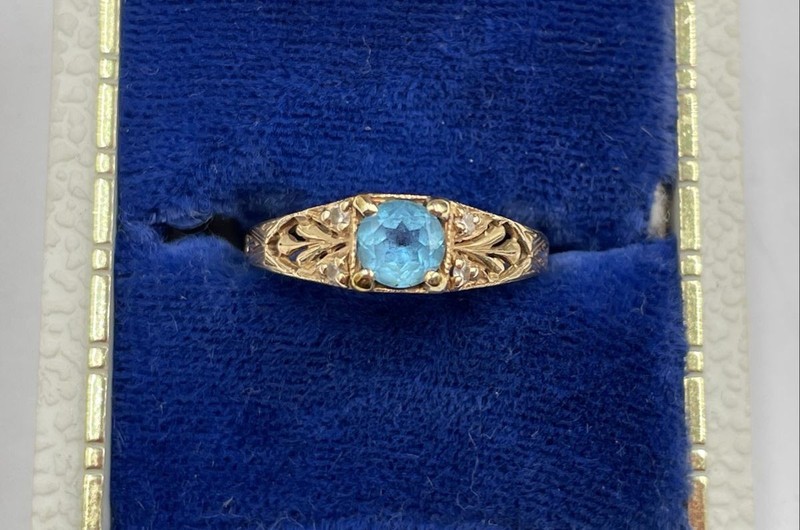14K Gold size 7.25 Blue Topaz Ring W/ Diamonds