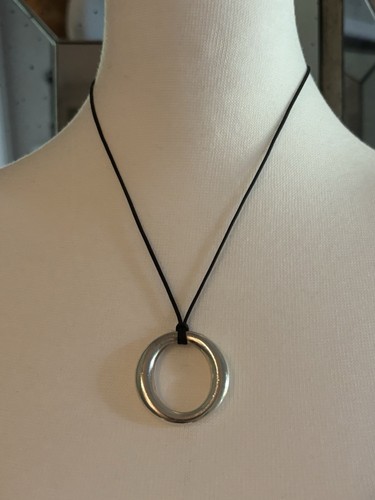 Tiffany & Co. Sevillana Sterling Halskette mit Anhänger und Staubbeutel Einzelhandel 850,00