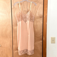 Lorraine Heaveny Lingerie Coca Brown Nylon Full Slip Size 34 to 32" Bust 1970s