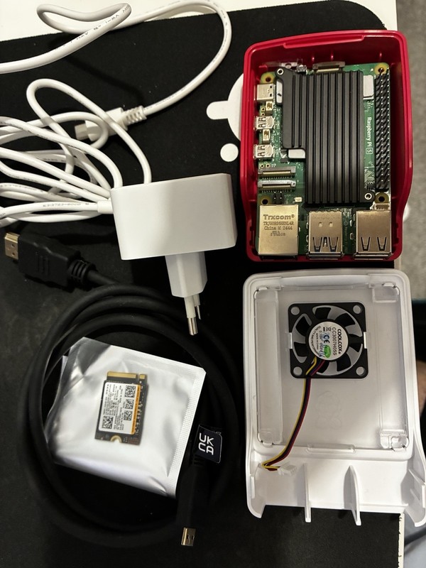 Raspberry Pi 5 Cased 8GB RAM, NVMe 256GB 2230 Card, Power Supply,  Micro HDMI