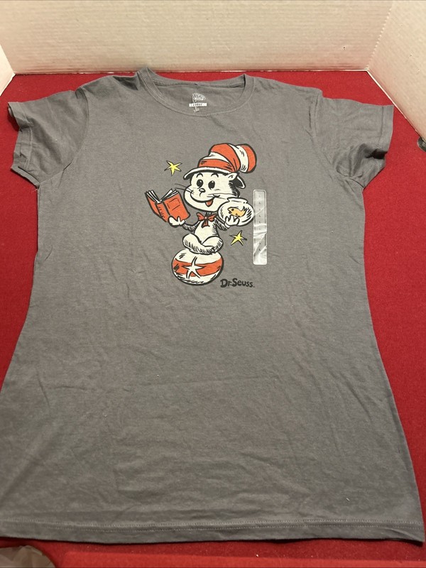 Dr.Seuss T-Shirt Baby Cat In The Hat, New Without Tag, Size Large