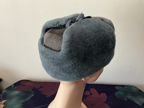 Vintage Soviet Ushanka Winter Hat - Size 56 - Picture 3 of 8
