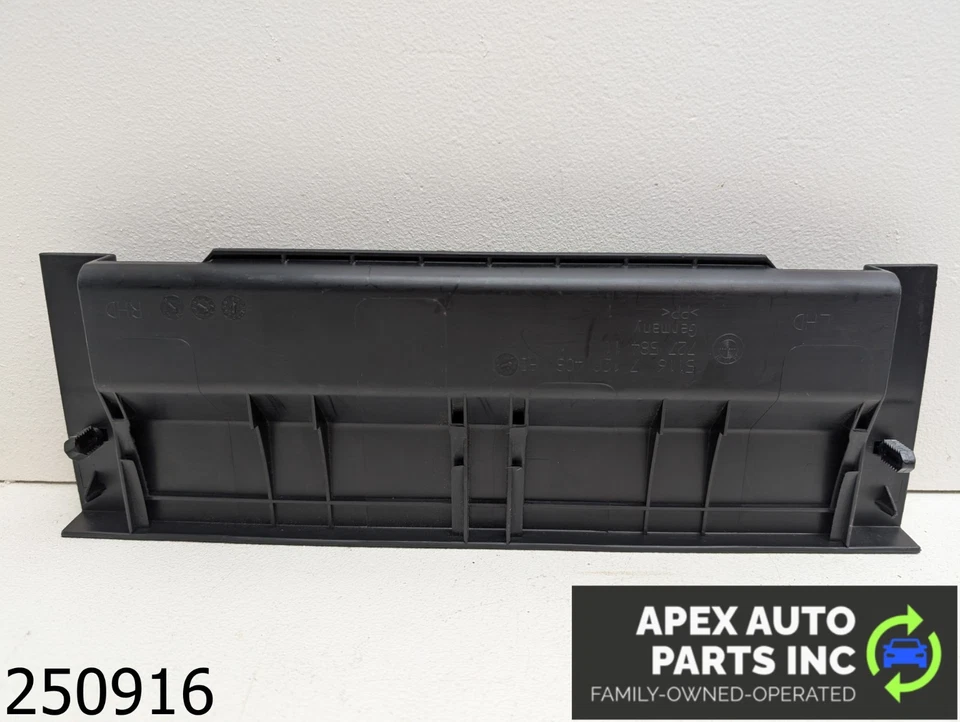 BMW 325xi E91 2006 fabricante de equipos originales 3,0 L guantera cubierta de soporte de fusibles Foto 4 de 4