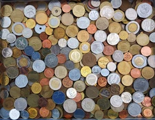 1 KG MÜNZEN ⭐ ÜBERWIEGEND EUROPA,NORDAMERIKA,ASIEN ⭐ KLEINE MÜNZEN KILOWARE