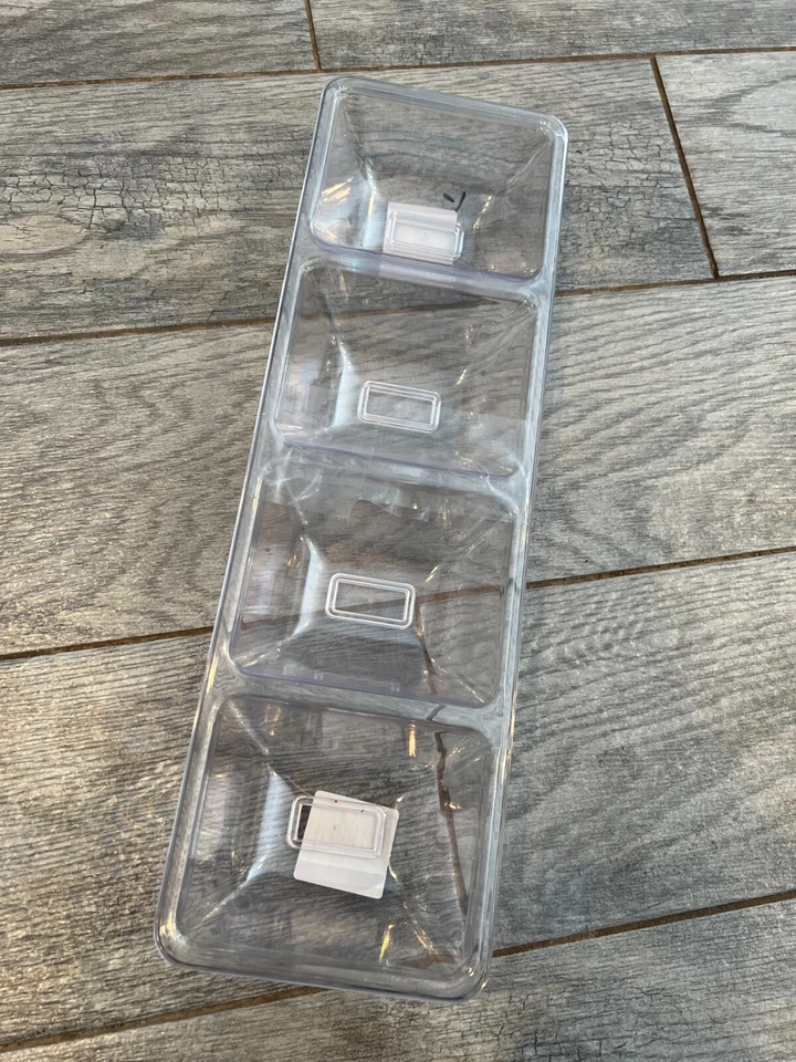 NWT Set of 2 Creative Converting 4 compartment Serving Trays Clear Tray Storage - Image 2 of 4