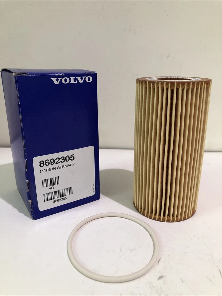 Volvo 8692305, Engine Oil Filter Fits Volvo C30, C70, S40, S60, V50, V60, XC60 - Image 2 of 4