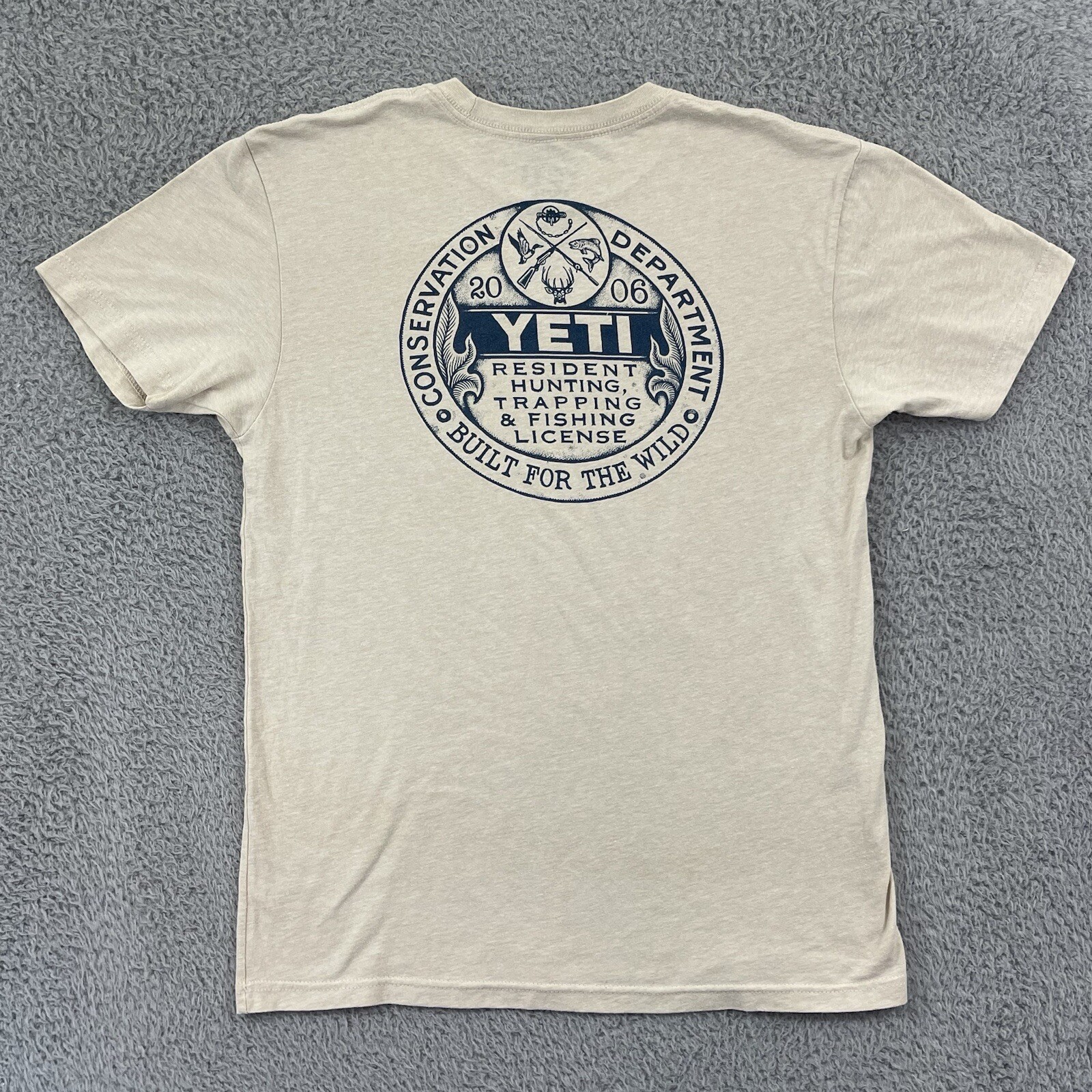 Yeti Conservation Department Shirt Adult Small Be… - image 1