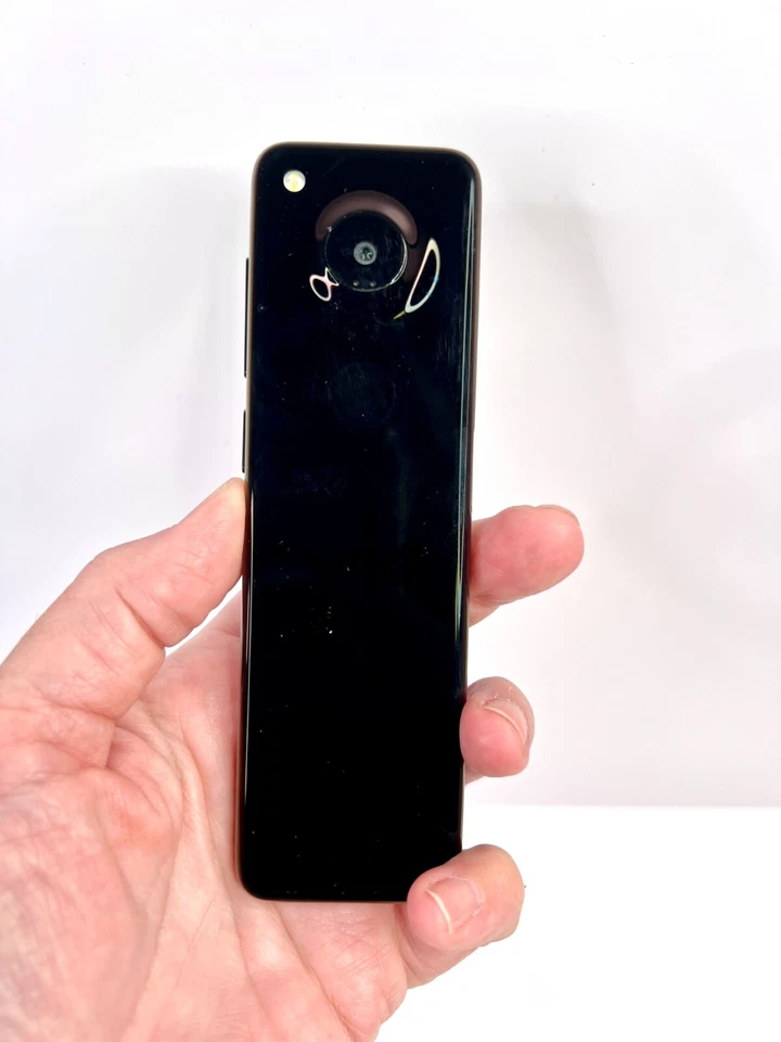 Essential GEM PH-2 *PROTOTYPE* Extremely Rare Collector Phone - Black (5-PM3-5) - Image 3 of 4