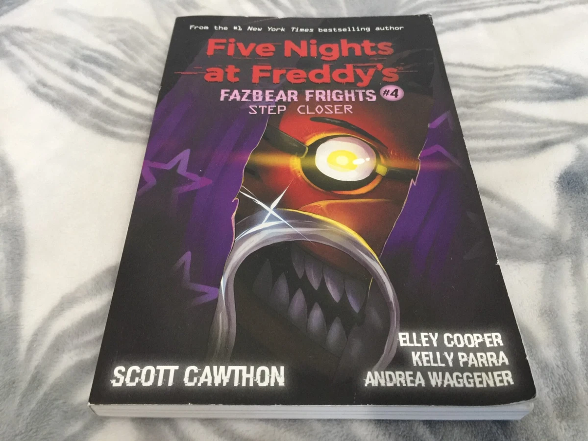  Five Nights at Freddy's: Fazbear Frights #4: 9781338576054:  Cawthon, Scott, Waggener, Andrea, Cooper, Elley, Parra, Kelly: Books