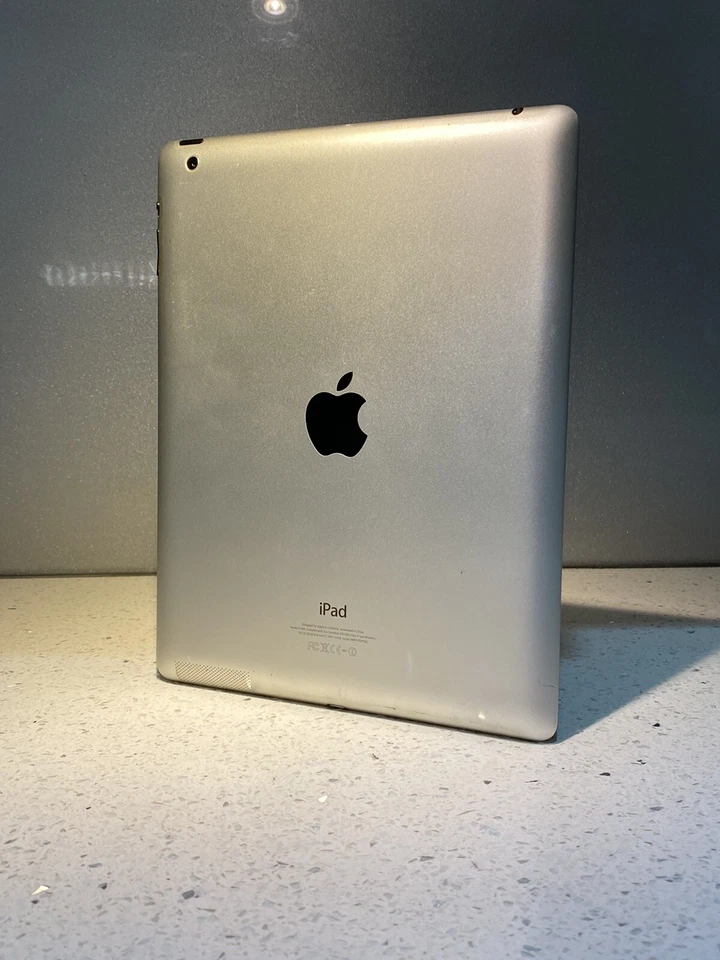 Apple iPad 4th Generation 16GB WiFi, A1458, Quantity Available - Image 3 of 4