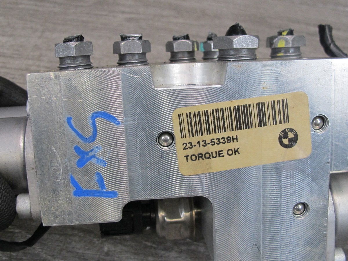 omusubi Bilstein 22-278623 Front Right B6 Strut Subaru Outback