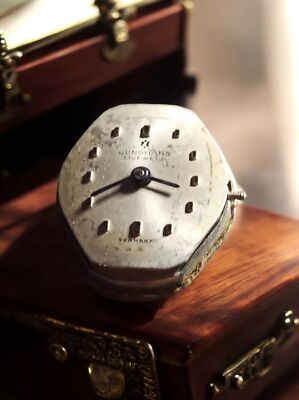 Montre Vintage Junghans Mécanique - Pour Homme, À Réparer Ou Pour Pièces (Occasion)