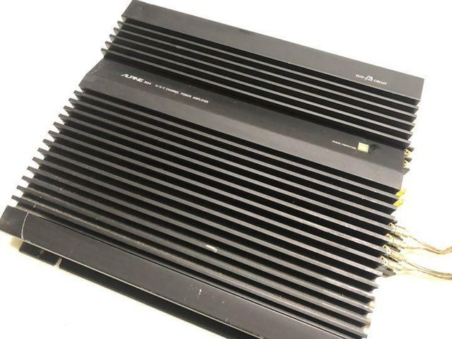 Alpine 3554 Amplifier Works Great 