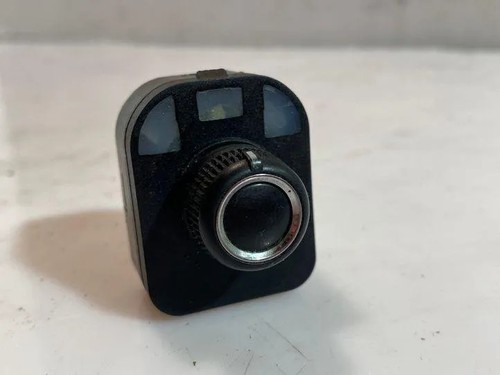 AUDI A4 8K2, B8 Spiegeleinstellschalter 8K0959565B 3.20 Petrol 195kw 18125522