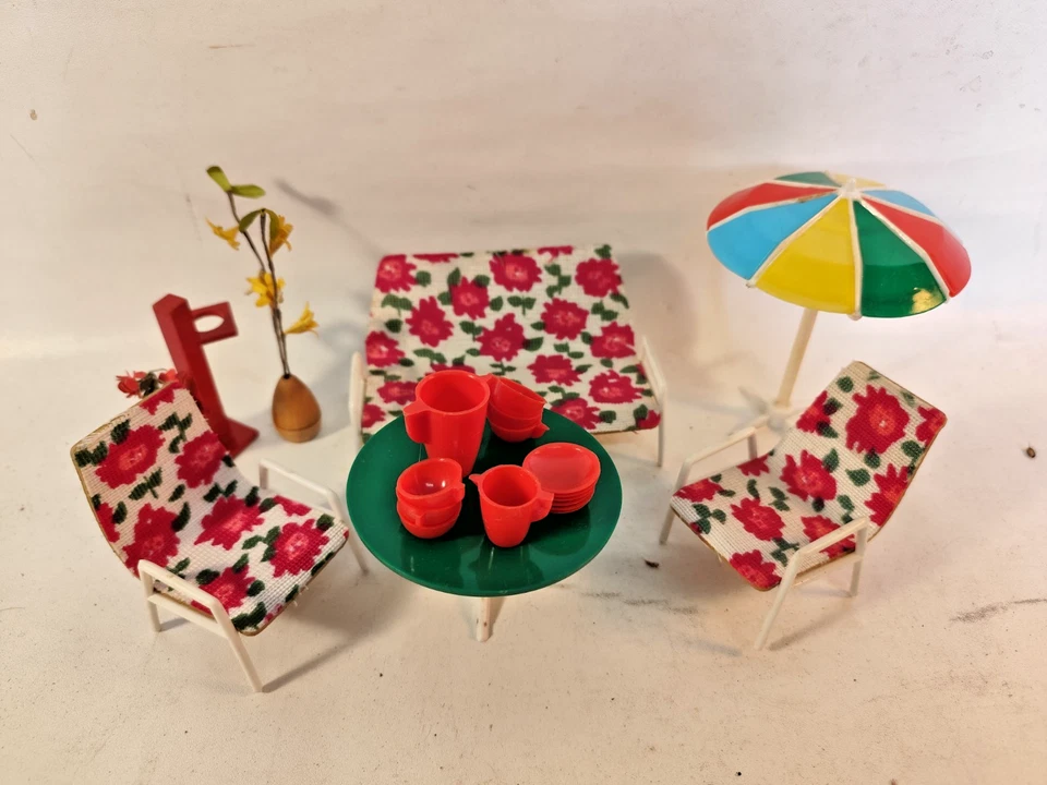 Lot Puppenstubenmöbel Puppenstube Balkon Terrasse Sonnenschirm Möbel DDR 70er - Bild 2 von 4
