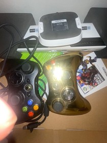 Xbox 360 320GB Kinect Star Wars Limited Edition Console Bundle