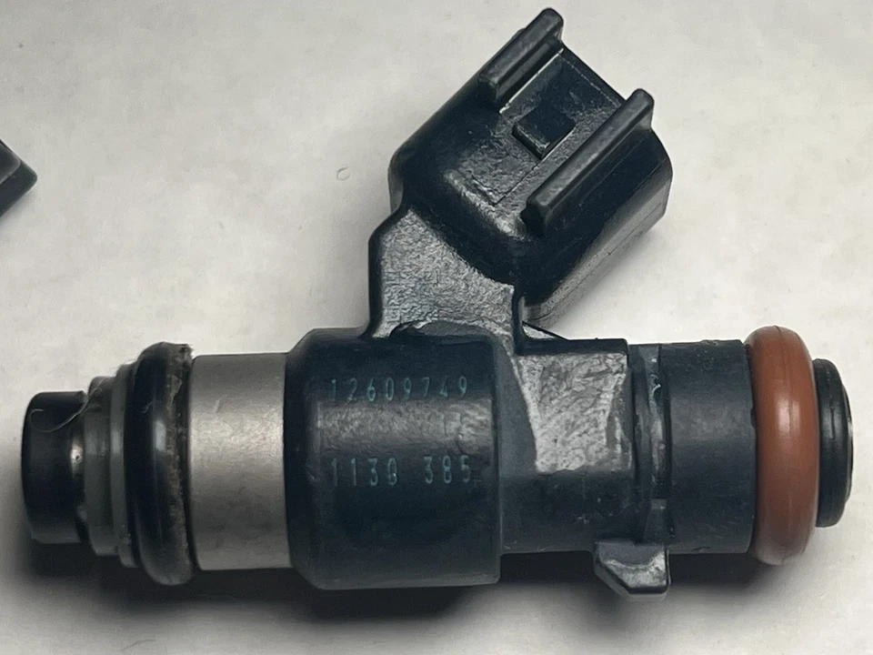 Inyector de combustible ACDelco GM equipo original 12609749 EV6/Uscar OEM Foto 2 de 4