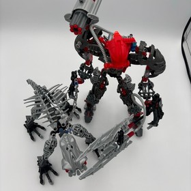 LEGO BIONICLE: Maxilos and Spinax (8924) - Complete No Box or Instructions