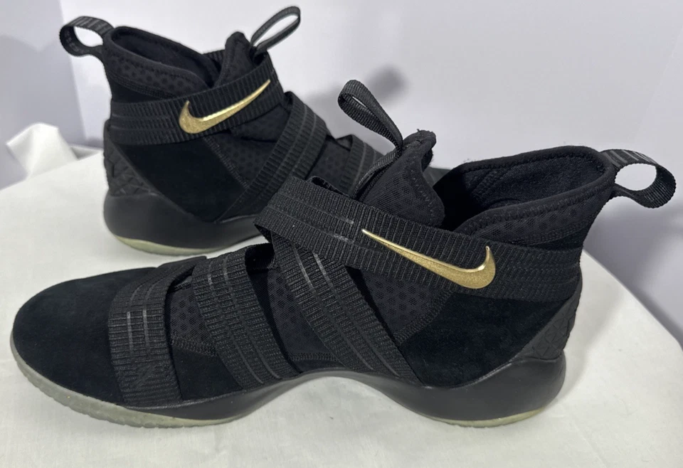 Zapatillas deportivas de baloncesto Nike LeBron Soldier 11 negras talla 14 altas Foto 3 de 4