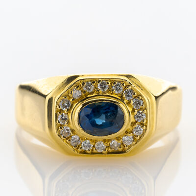Vintage 750 gold ring with sapphire and diamonds