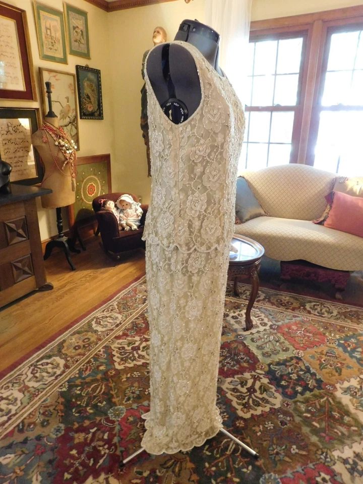 PRECIOSO VESTIDO FORMAL VINTAGE BLANCO ROTO PERLAS ENCAJE TALLA 12 Foto 4 de 4