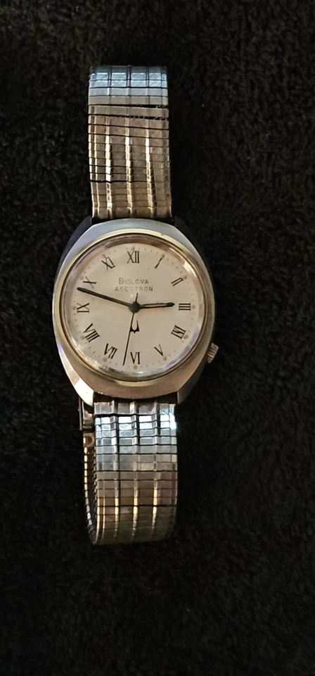 Reloj Hombre Fresno Giants MVP Bulva. Necesita batería. Funciona. Necesita batería Foto 4 de 4