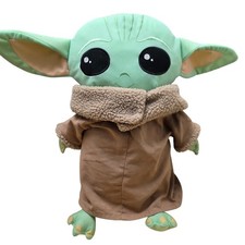 Star Wars The Mandalorian Grogu Baby Yoda Jumbo Plush Green Pre-Owned