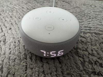 Amazon Echo Dot 3 mit Uhr - Alexa - weiß - Top 