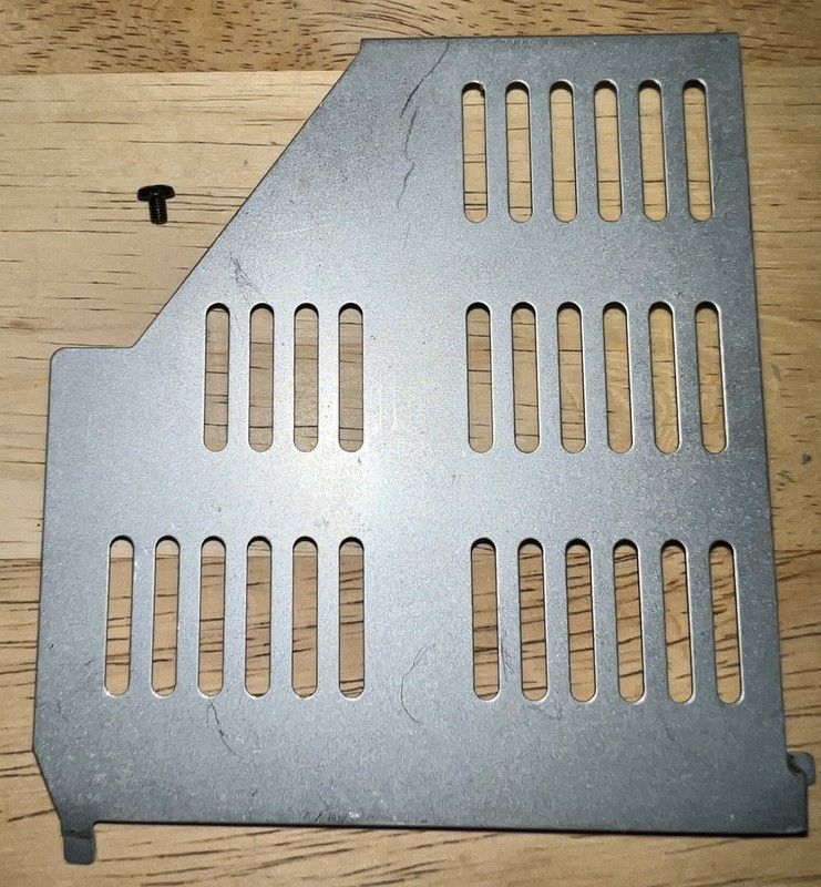 1984 Macintosh 128K 512K OEM 400K Disk Drive Aluminum Drive COVER PART w/Screw