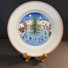 Villeroy & Boch ‘Naif Christmas’ Salad Plate 8 1/4"