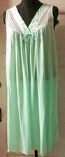 1970's VANITY FAIR Green Silky Sleeveless Night Gown L