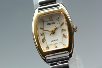 Vintage 1985 [Exc+5] Seiko Lucent 4N21-5290 Blue Tone Tank Roman Qz Damenuhr
