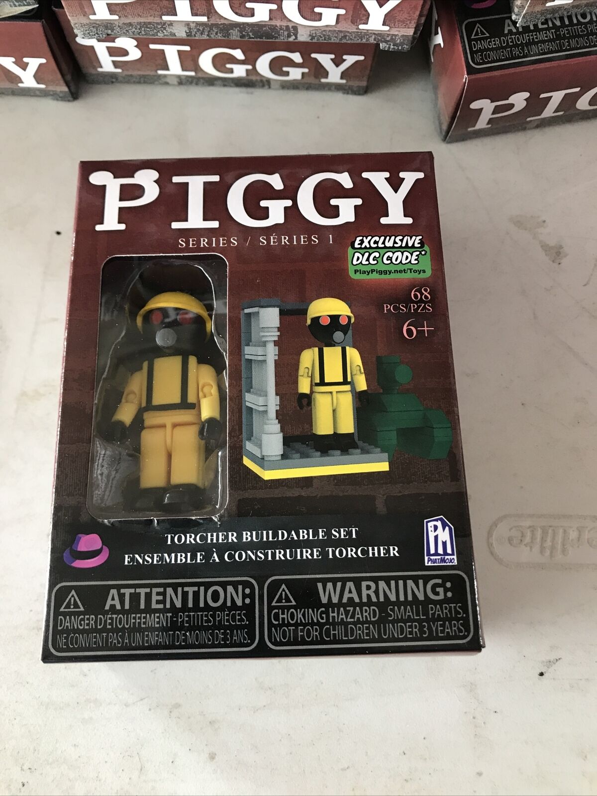 PIGGY - Torcher Single Figure Buildable Set (68 Pieces, Series 1) [Inc –