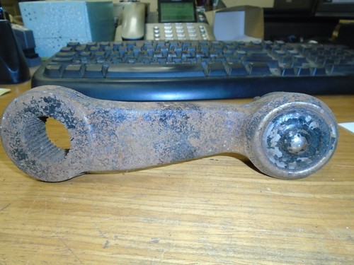 New International Harvester Navistar Pitman Steering Arm Casting # 1-6B - Picture 2 of 5