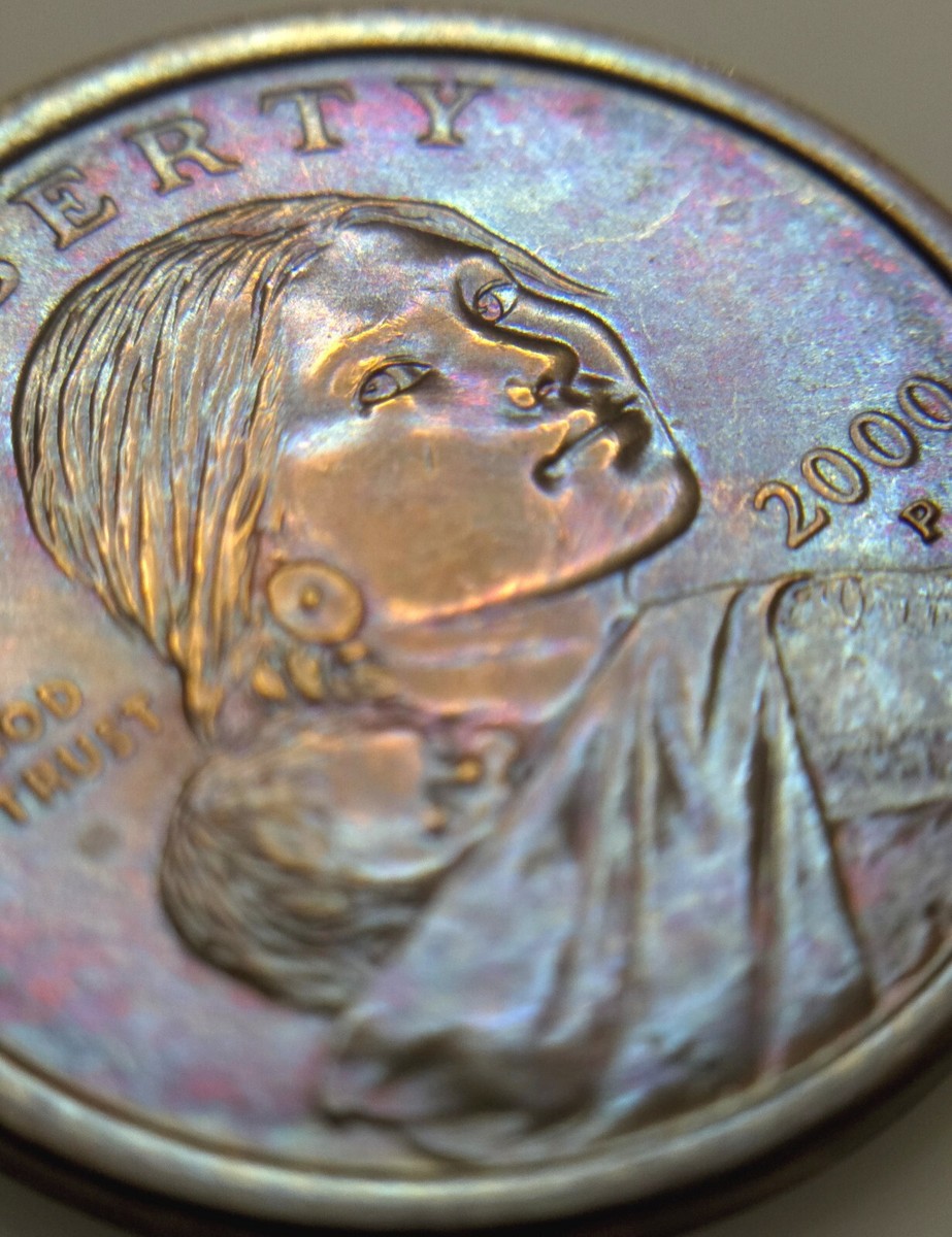 2000 P Sacagawea Dollar - Uncirculated Chocolate Color / Rainbow