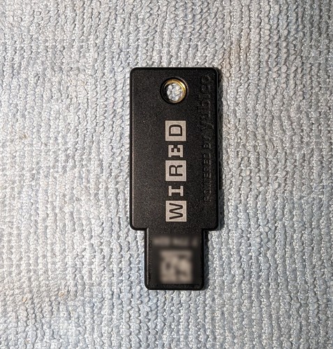 Yubico / YubiKey 4 FIPS - USB, Encryption Device - Afbeelding 2 van 2