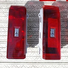1984, 1985, 1986 Oldsmobile Cutlass, Cutlass Supreme Tail Lights, tail light set