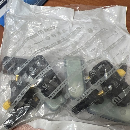 OEM Mopar TPMS Tire Pressur Sensor Set of 6 CQAL4282AA Ram 3500 FREE SHIPPING!!! - Picture 2 of 5